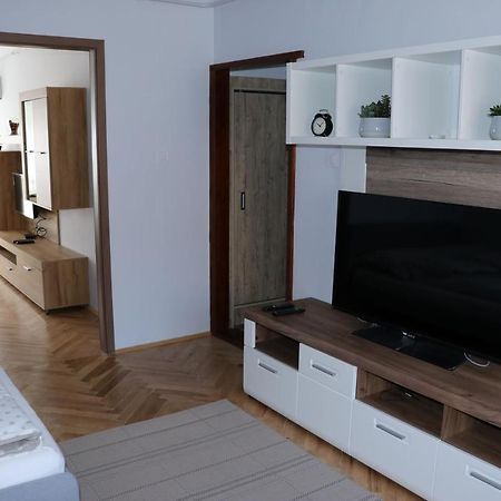 Appartement Petofi Apartman à Szeged Extérieur photo